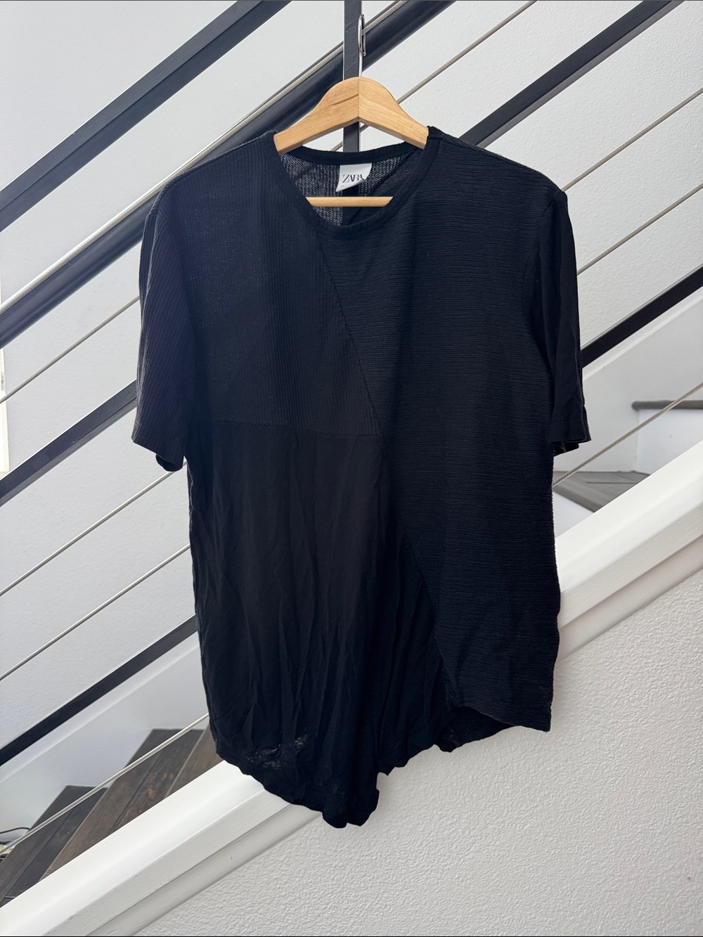 ZARA Men's Black Short-Sleeve Textured Tee
